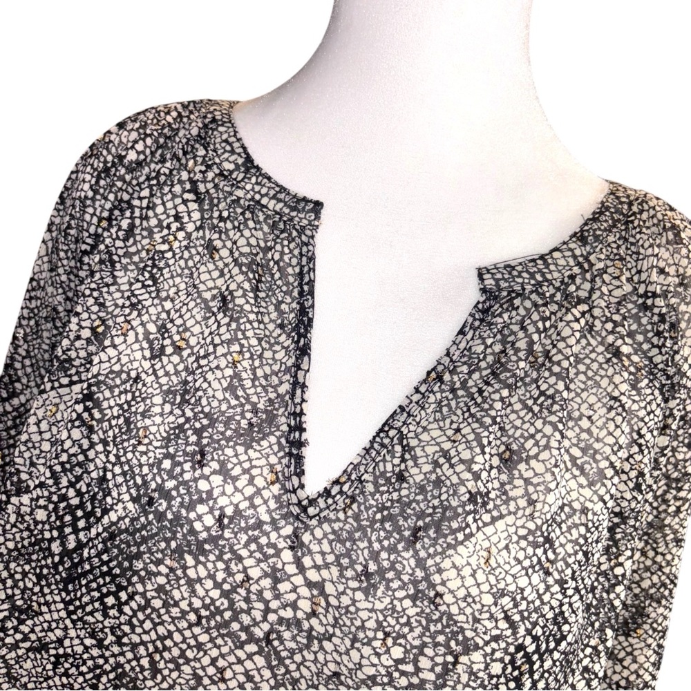Love Stitch Women Boho Blouse S Flowy Balloon Sleeve V-Neck Sheer Black NEW - Picture 4 of 12